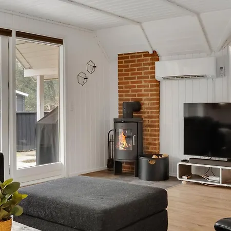 Pet Friendly Home In Blavand With Sauna *