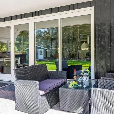 In Waar Huisdieren Welkom Zijn, Met Sauna * Blåvand