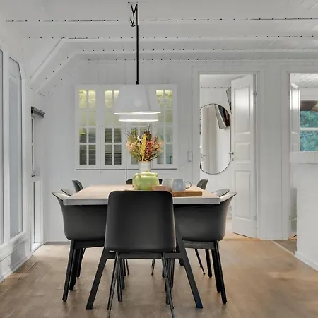 בית נופש In With Sauna